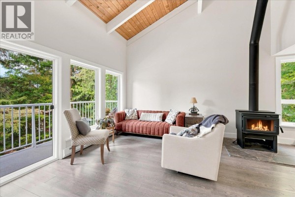 3015 Alpine Crescent, Whistler, BC V8E0B8 Photo 5