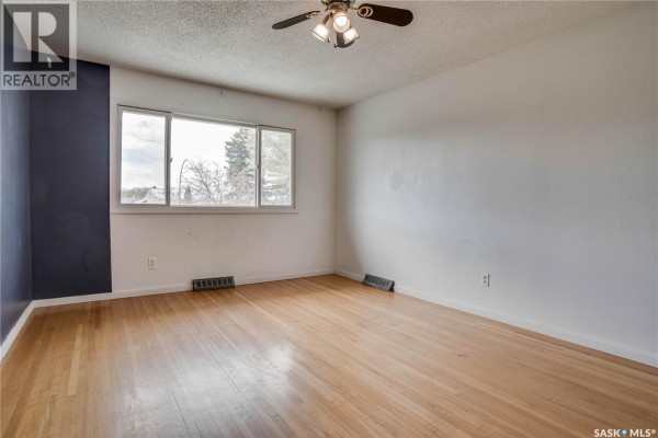 Primary Bedroom - 3017 Taylor Street E, Saskatoon, SK S7H1X4 Photo 5