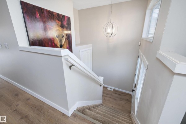 3019 33 Av Nw, Edmonton, AB, photo 2