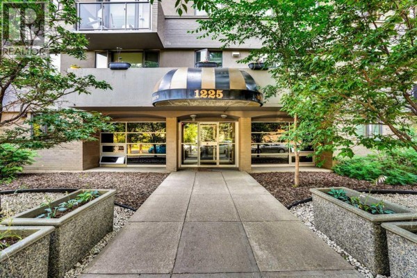 Living room - 302, 1225 15 Avenue Sw, Calgary, AB T3C0X5 Photo 2