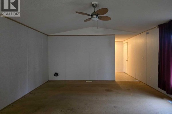 3pc Bathroom - 302, 72133 Range Road 11, Debolt, AB T0H1B0 Photo 4