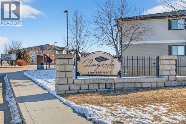 Primary Bedroom - 302, 8 Bayside Place, Strathmore, AB T1P0E1 Photo 3
