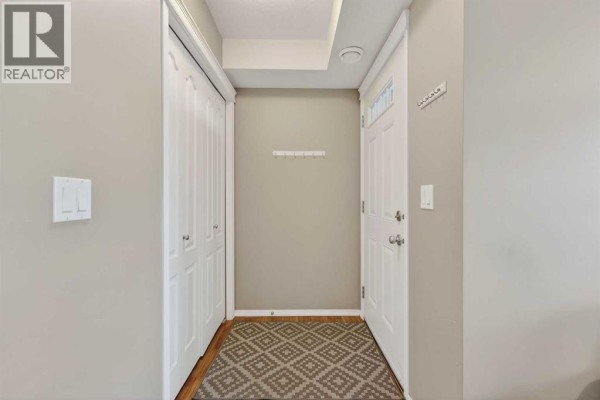 Bedroom - 302, 8 Bayside Place, Strathmore, AB T1P0E1 Photo 4