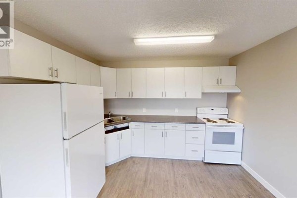 302, 9926 105 Avenue, Grande Prairie, AB T8V1G9 Photo 4