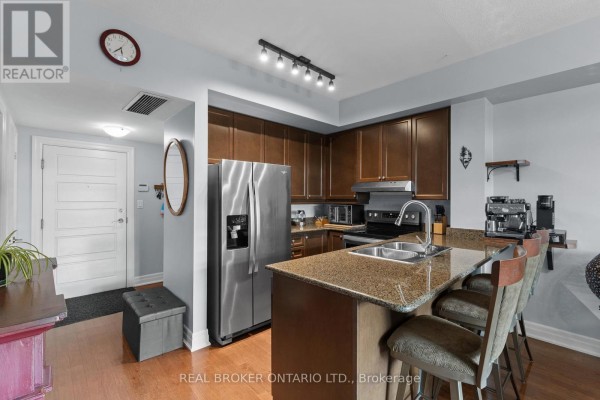 Den - 302 - 1 Shipyard Lane, Collingwood, ON L9Y0W2 Photo 4