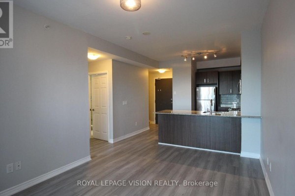 Dining room - 302 - 11611 Yonge Street, Richmond Hill, ON L4E1G2 Photo 2
