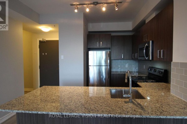 Den - 302 - 11611 Yonge Street, Richmond Hill, ON L4E1G2 Photo 5