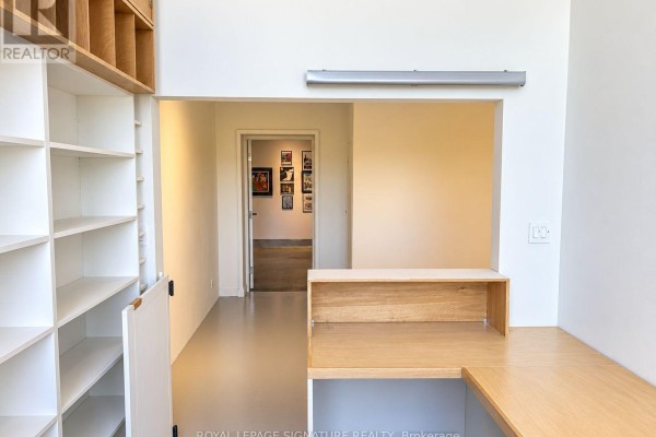 302 - 180 Shaw Street, Toronto, ON M6J2W5 Photo 4