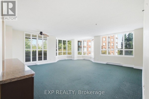 302 - 1903 Pilgrims Way, Oakville, ON, photo 3
