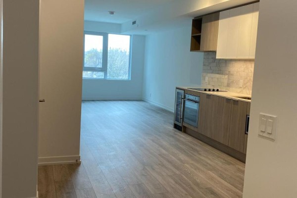 Bedroom 2 - 302 - 2020 Bathurst Street, Toronto, ON M5P0A6 Photo 5
