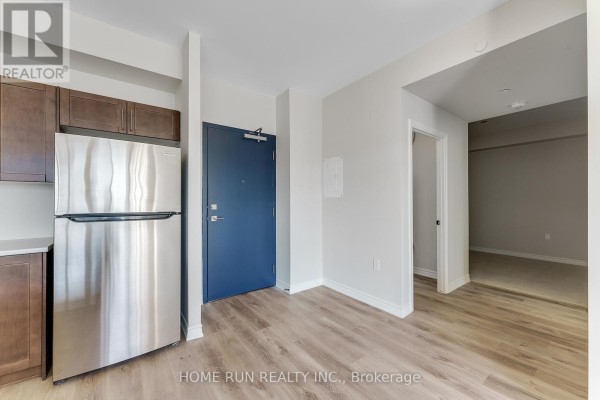 302 - 397 Codds Road, Ottawa, ON K1K5C7 Photo 5