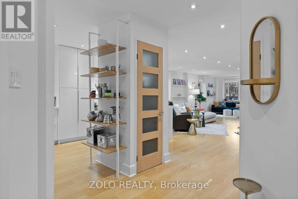 302 - 55 Lombard Street, Toronto, ON, photo 2
