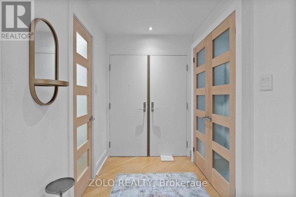 302 - 55 Lombard Street, Toronto, ON, photo 3