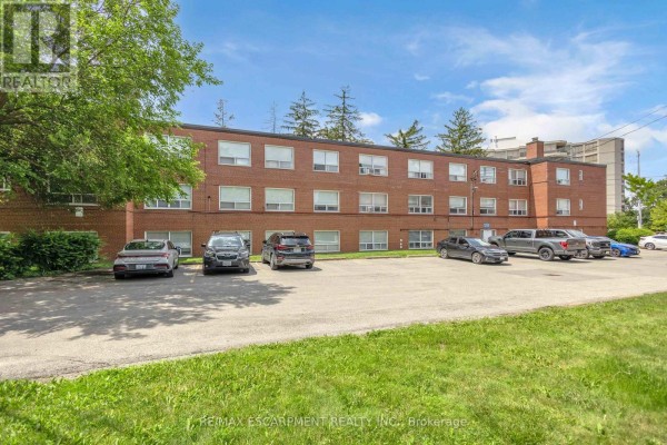 302 - 57 Mericourt Road, Hamilton, ON, photo 3