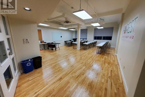 302 - 675 King Street W, Toronto, ON, photo 2