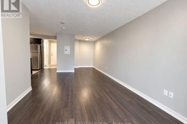 Bathroom - 302 - 812 Lansdowne Avenue, Toronto, ON M6H4K5 Photo 5