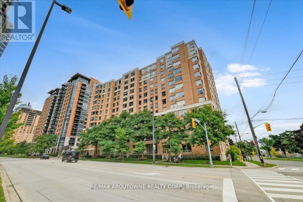 Apartment for sale at 302 - 88 Grandview Way, Toronto, ON - MLS® WfrgJ7