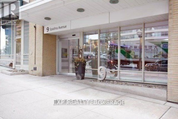 302 - 9 Spadina Avenue, Toronto
