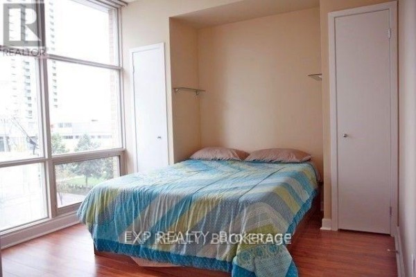 Primary Bedroom - 302 - 9 Spadina Avenue, Toronto, ON M5V3V5 Photo 4