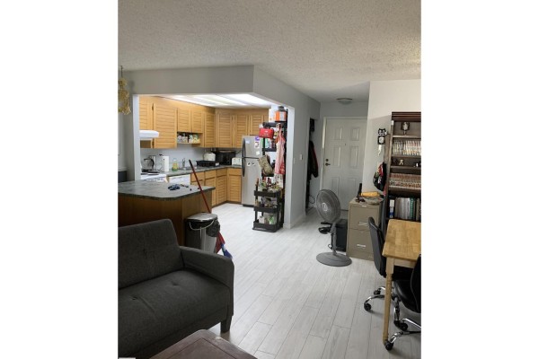Dining room - #302 10421 93 St Nw Nw, Edmonton, AB T5H1X5 Photo 2