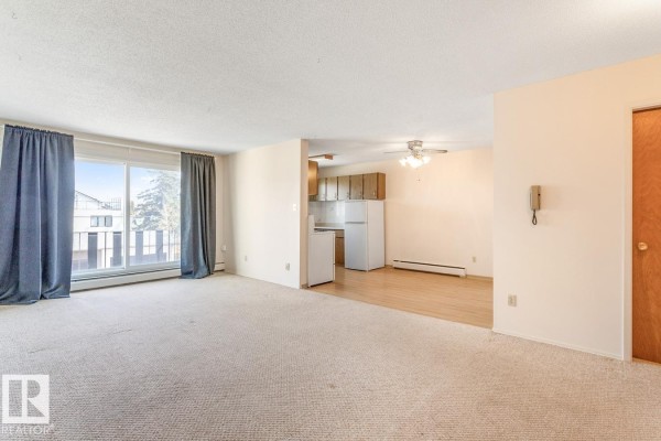 Primary Bedroom - #302 11045 132 St Nw, Edmonton, AB T5M1E4 Photo 4