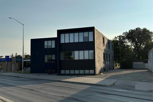 302 1200 Pembina Highway, Winnipeg, MB R2M3W8 Photo 5