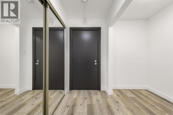 302 170 E 3rd Street, North Vancouver, BC V7L1E6 Photo 4