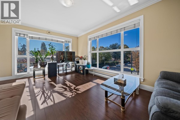 302 2009 E Hastings Street, Vancouver, BC V5L1T9 Photo 4