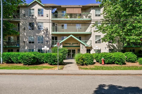 302 2435 Center Street, Abbotsford Photo 2