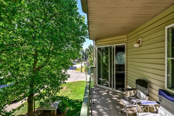 302 2435 Center Street, Abbotsford Photo 3