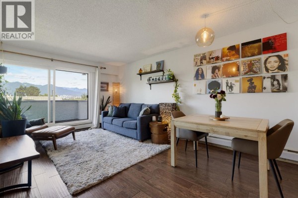 302 391 E 7th Avenue, Vancouver, BC V5T4H1 Photo 2