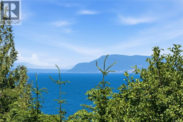 302 439 College Rd, Qualicum Beach, BC, photo 2