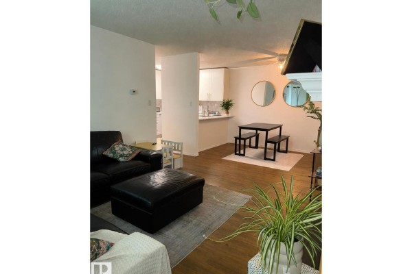 #302 44 Alpine Pl, St  Albert, AB, photo 2