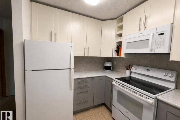 #302 44 Alpine Pl, St  Albert, AB, photo 3