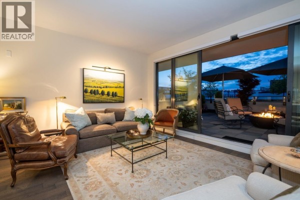 302 4427 Cambie Street, Vancouver, BC, photo 3