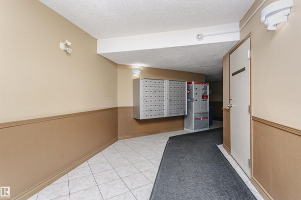 Bedroom 2 - #302 5005 31 Av Nw, Edmonton, AB T6L6S6 Photo 5