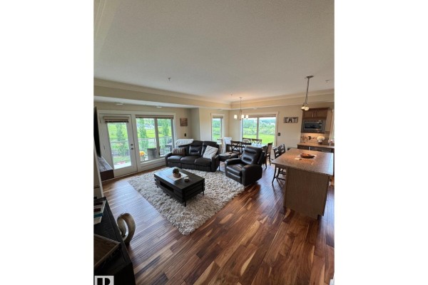 Kitchen - #302 5201 Brougham Dr, Drayton Valley, AB T7A0C8 Photo 3