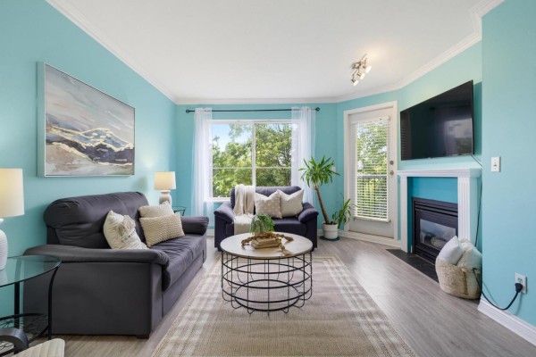 302 5759 Glover Road, Langley, BC V3A8M8 Photo 4