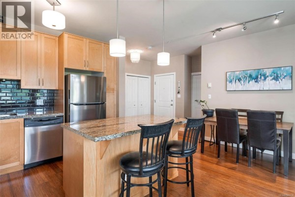 Balcony - 302 608 Fairway Ave, Langford, BC V9B2R5 Photo 5