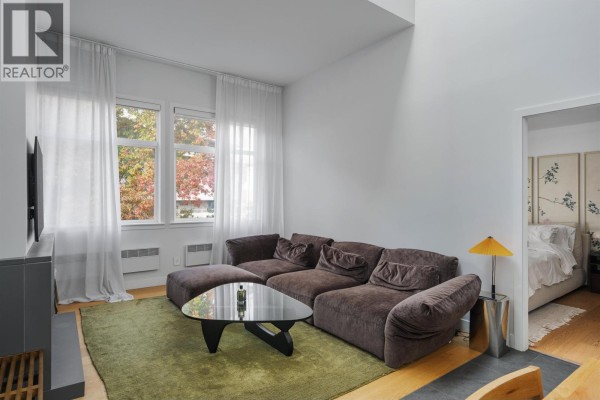 302 650 Moberly Road, Vancouver, BC V5Z4J1 Photo 4