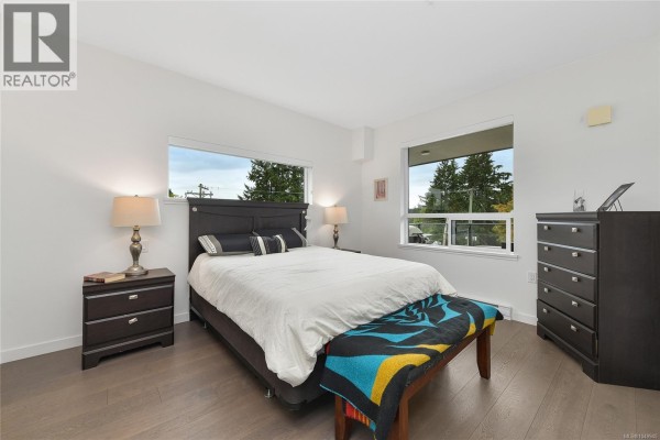 Bedroom - 302 7162 West Saanich Rd, Central Saanich, BC V8M1P6 Photo 4