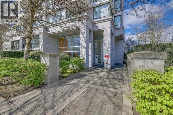 302 7575 Alderbrdige Way, Richmond, BC V6X4L1 Photo 3