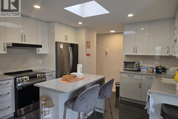 302 7651 Abercrombie Drive, Richmond, BC V6Y3N3 Photo 4