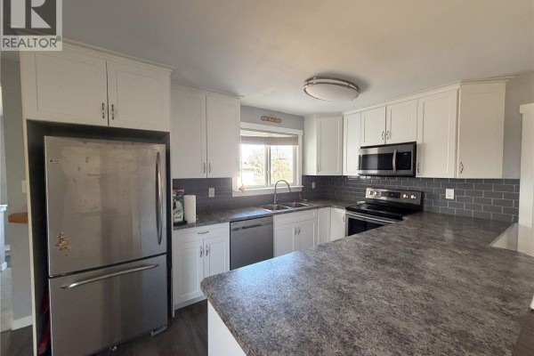 302 Aberdeen Street, Elbow, SK, photo 2
