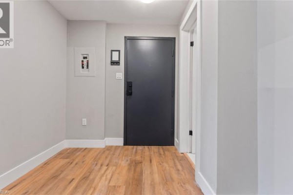 302 Colborne Street Unit# 2, Brantford, ON, photo 3