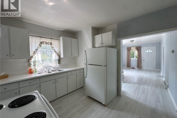 3pc Bathroom - 302 Morken Street, Sturgis, SK S0A4A0 Photo 5