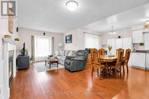 Bedroom 2 - 302 Shelburne Place, Shelburne, ON L9V3A9 Photo 4