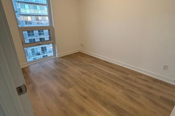 3022 - 2031 Kennedy Road, Toronto, ON M1T0B8 Photo 3