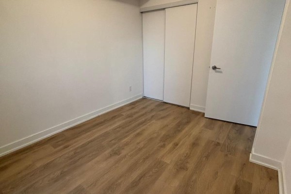 3022 - 2031 Kennedy Road, Toronto, ON M1T0B8 Photo 4