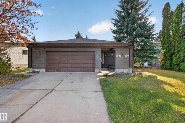 Dining room - 3023 130 Av Nw, Edmonton, AB T5A3M1 Photo 2